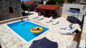 Отель Villa Roza  Грохоте